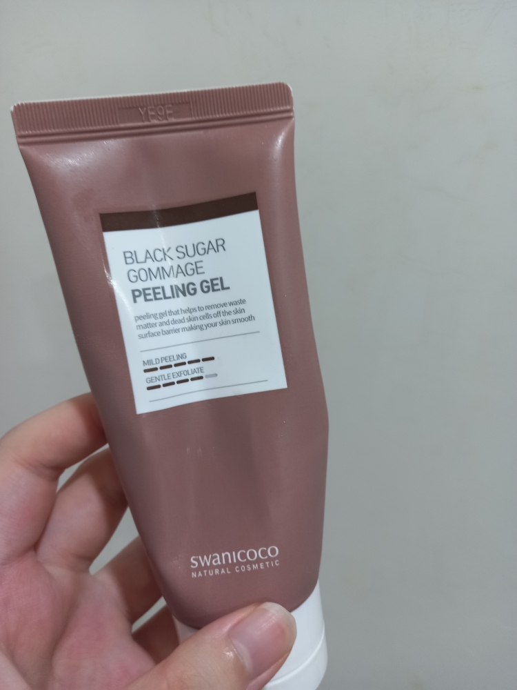 스와니코코 (SWANICOCO) 블랙슈가 고마쥬 필링 젤 review image