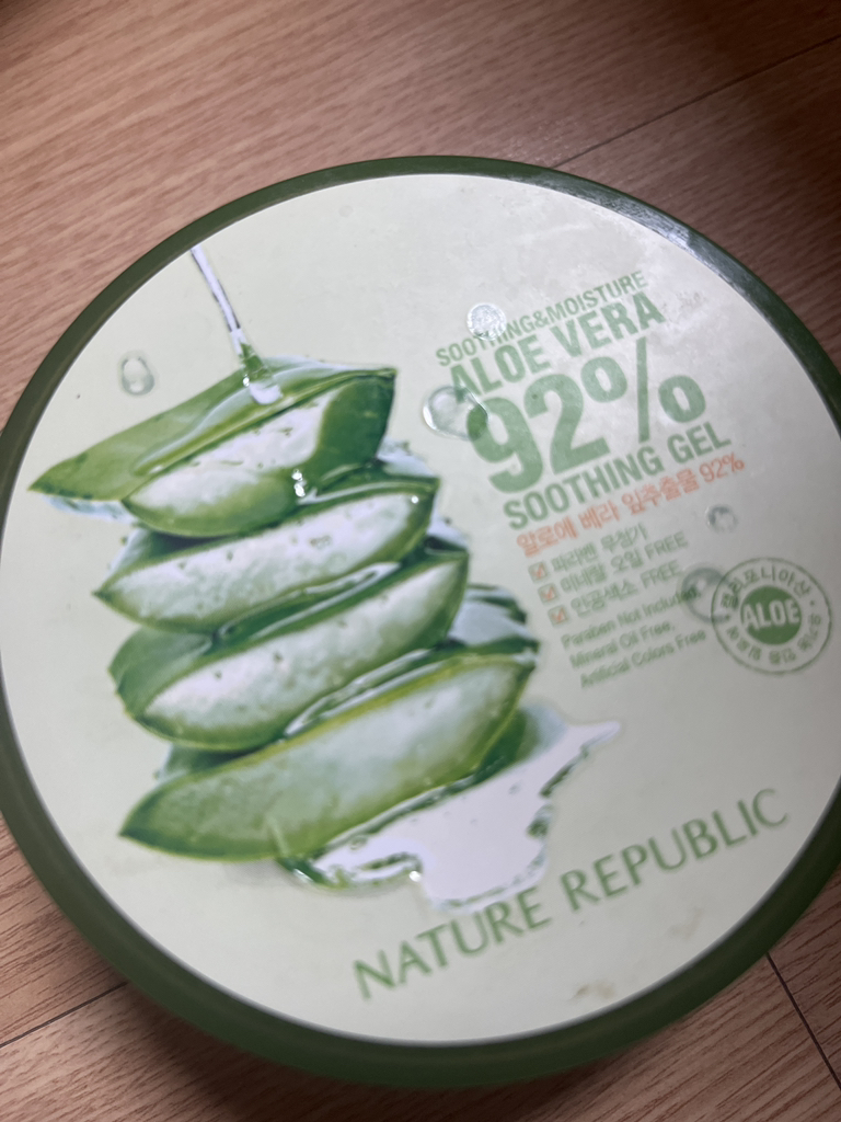 NATUREREPUBLIC 舒缓与保湿芦荟凝胶 common.review image
