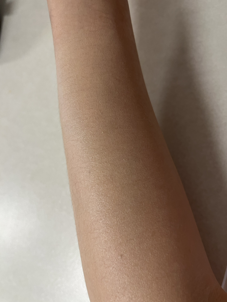 비프루브 (VPROVE) 마린 톤업 커버 선크림 [SPF50+/PA++++] review image