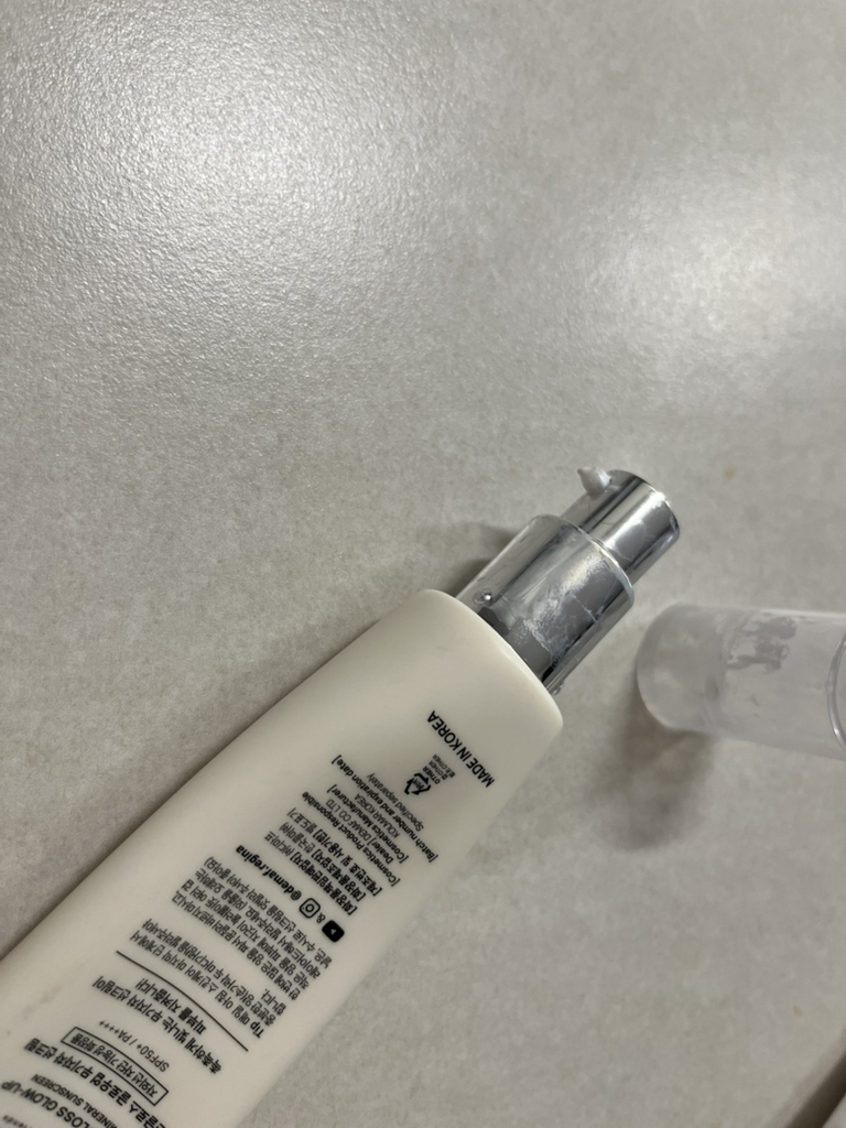 디마프 (De:maf) 선글로스 글로우업 무기자차 선크림 [SPF50+/PA++++] [쿨링] review image