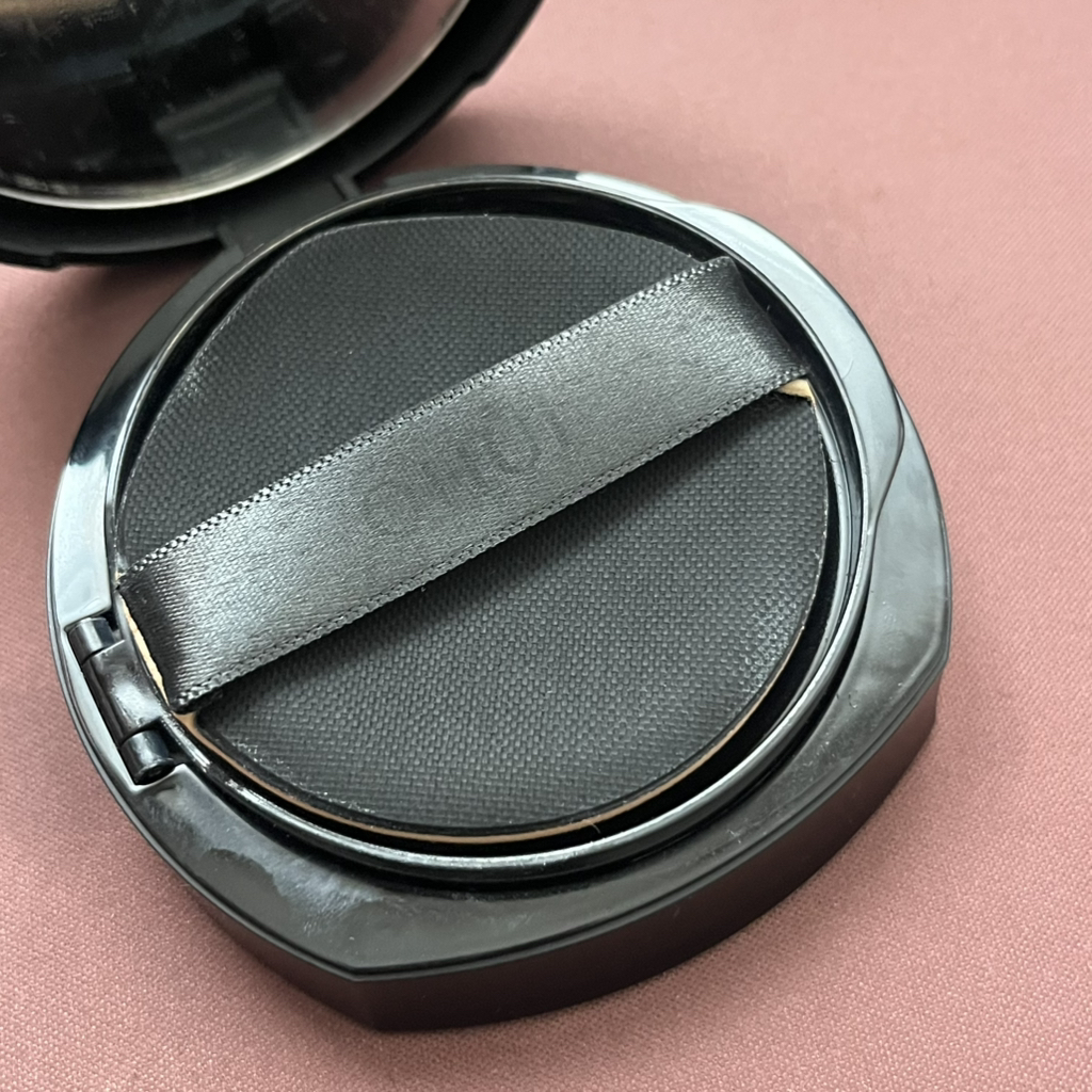 오휘 (OHUI) 얼티밋커버 데니어 쿠션 [SPF50+/PA+++] [70D 21호] review image