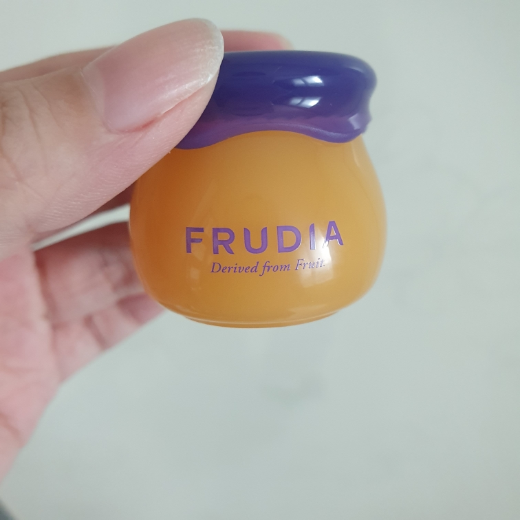 후르디아 (FRUDIA) 블루베리 하이드레이팅 허니 립밤 review image