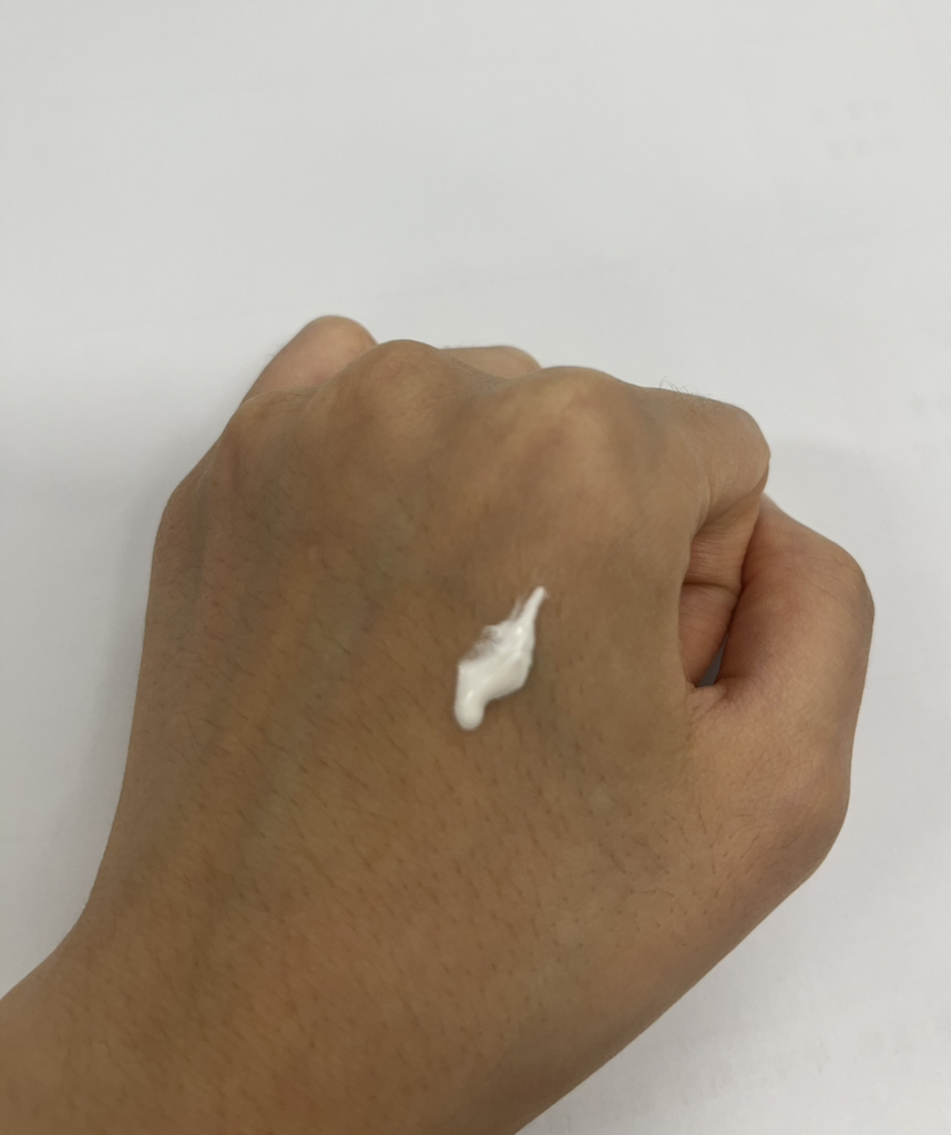 美白素颜霜的真实用户使用照片