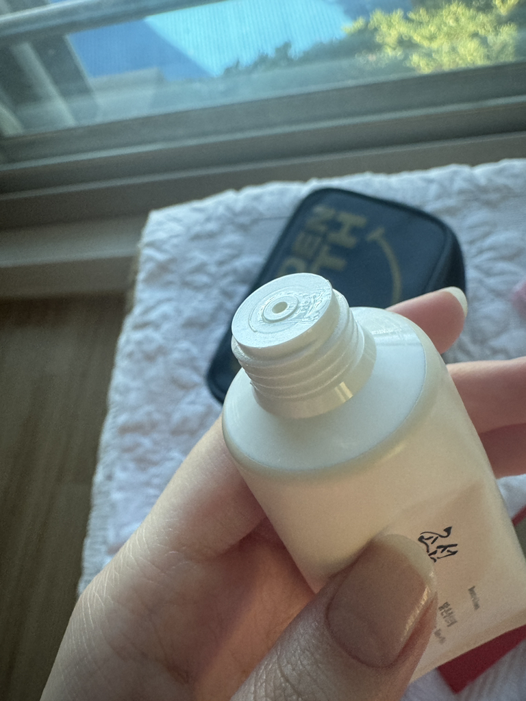 清爽米粉防晒霜 [SPF50+/PA++++]的真实用户使用照片