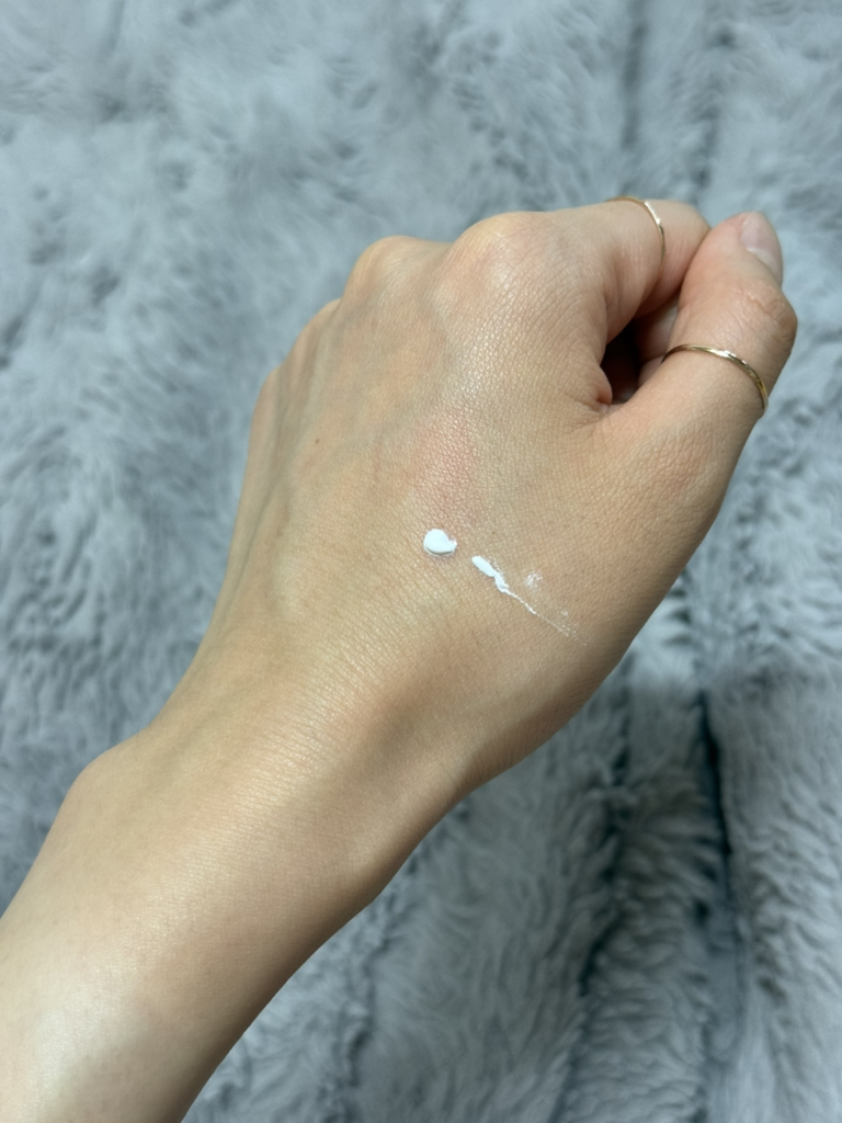 美白素颜霜的真实用户使用照片