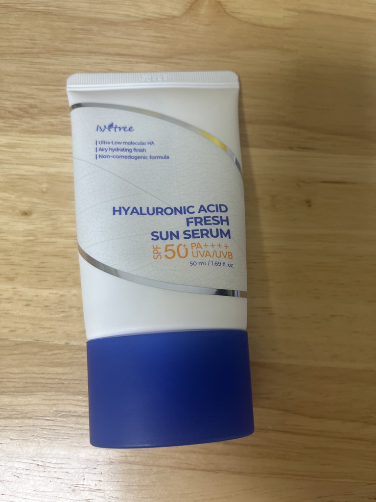 透明质酸清新防晒精华液 [SPF50+/PA++++]的真实用户使用照片