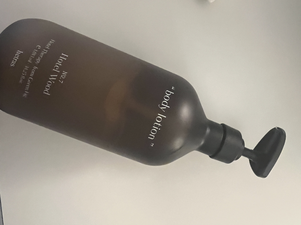 hetras. 酒店护理身体乳 [Hotelwood］ common.review image