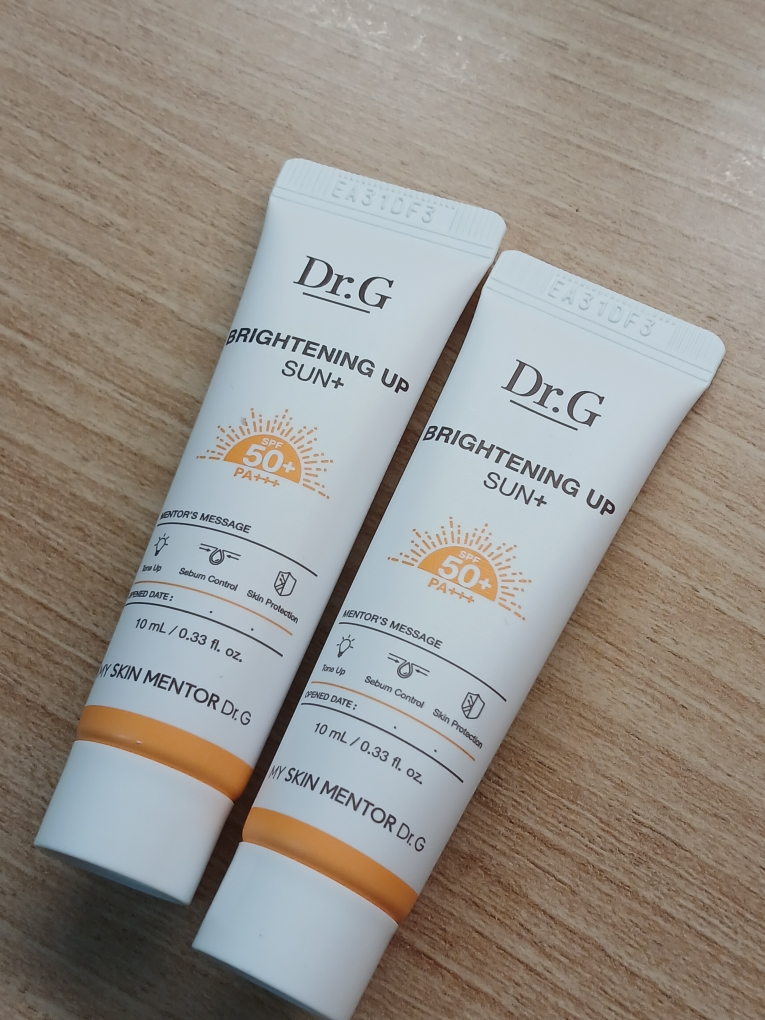 焕亮温和修护防晒霜 [SPF50+/PA+++]的真实用户使用照片