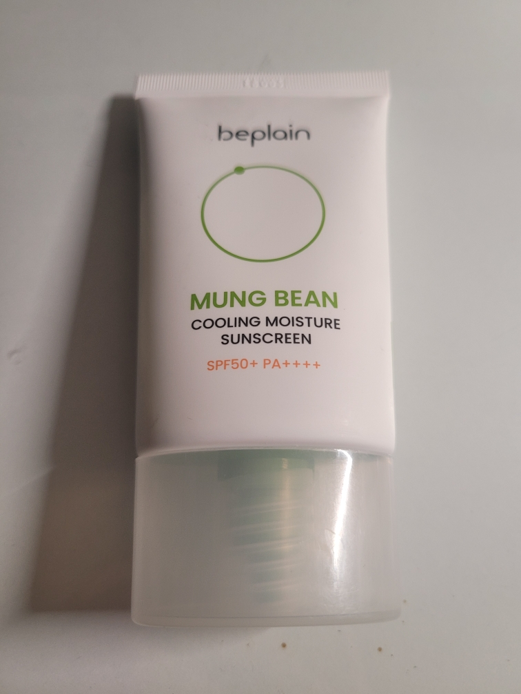 绿豆清凉保湿防晒霜 [SPF50+/PA++++]的真实用户使用照片