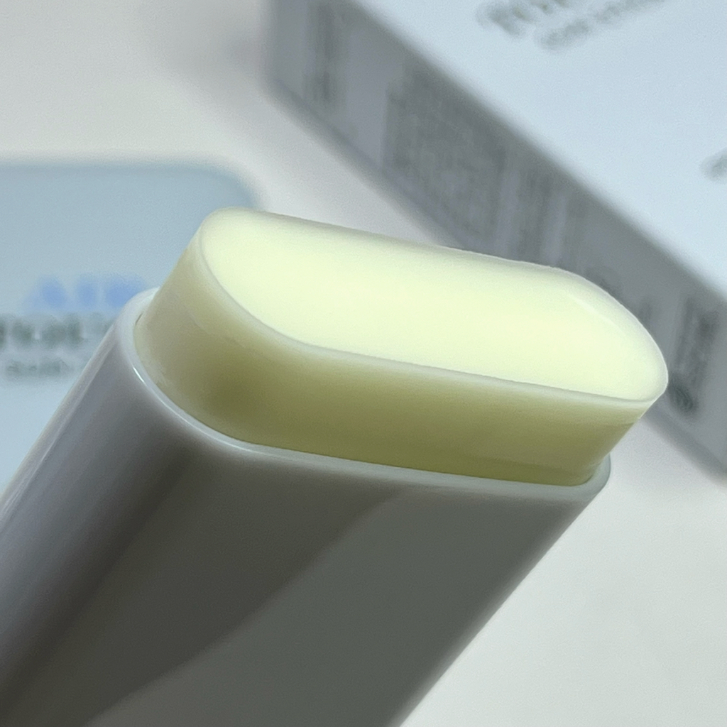 空气触感防晒棒 [SPF50+/PA++++]的真实用户使用照片