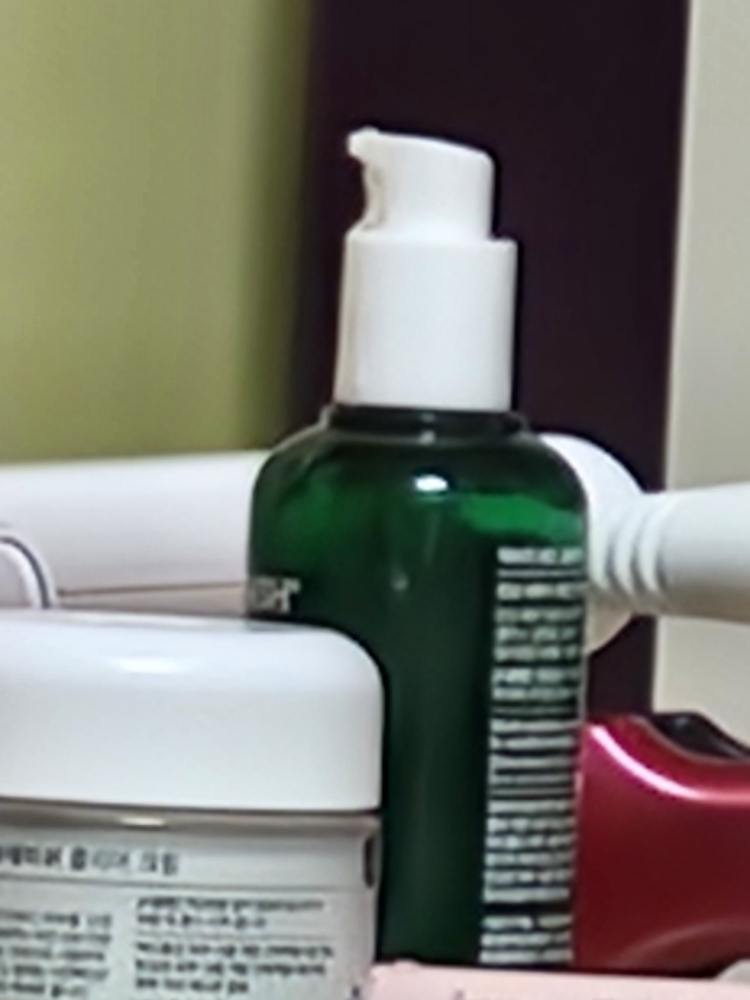红色痘印清洁舒缓活性精华的真实用户使用照片