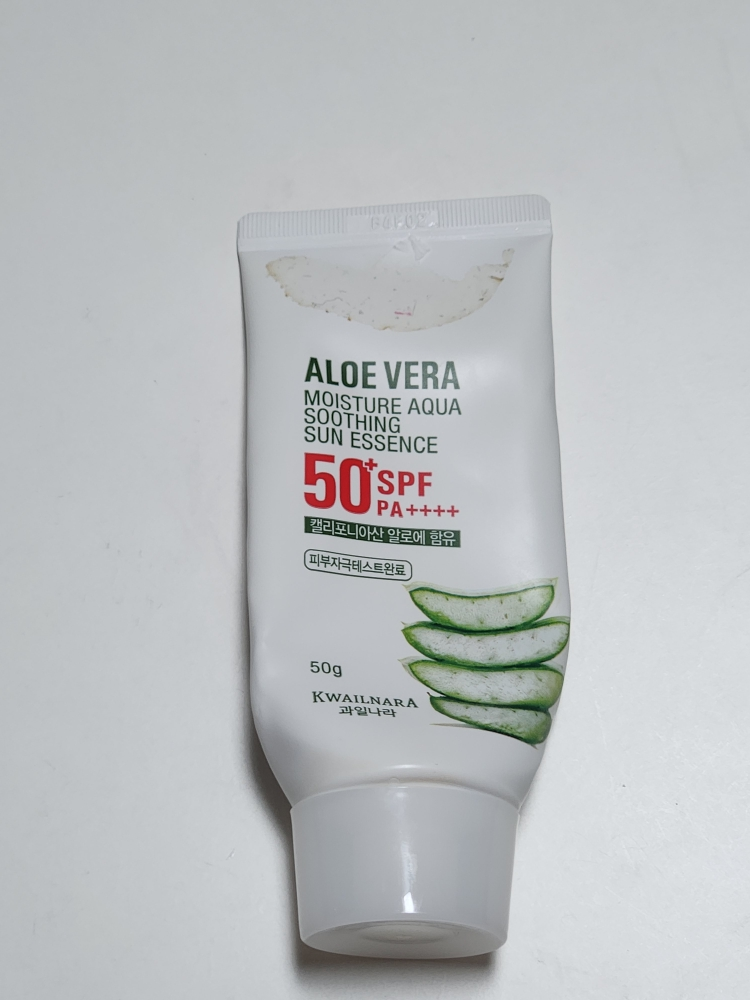 KWAILNARA 芦荟水润舒缓防晒精华[SPF50+/PA++++] common.review image