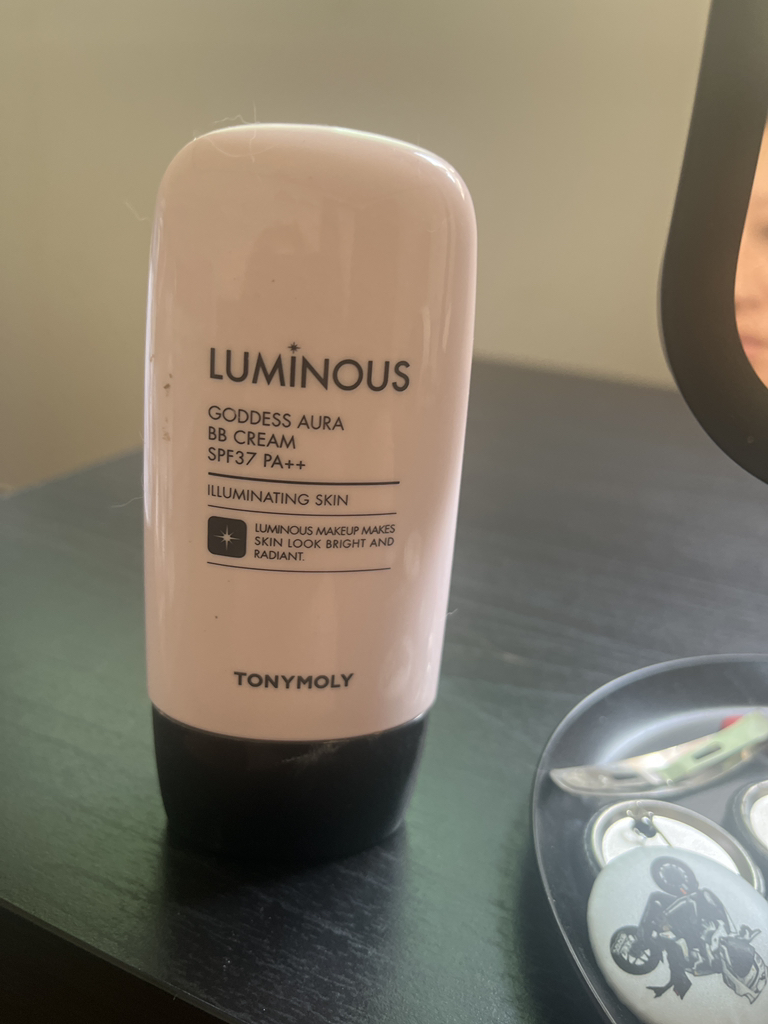 TONYMOLY (托尼魅力) 光芒女神亮采粉底霜 [SPF37/PA++] [01 明亮米色] common.review image
