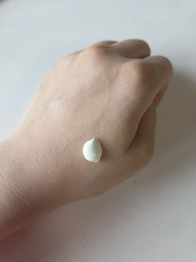 더마블록 (Dermablock®) 선크림 [SPF50+/PA++++] [수분] review image