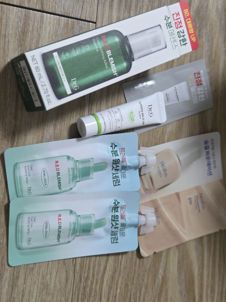 红色痘印清洁舒缓活性精华的真实用户使用照片