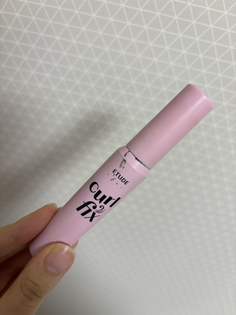 卷翘定型睫毛膏 [01 黑色]的真实用户使用照片