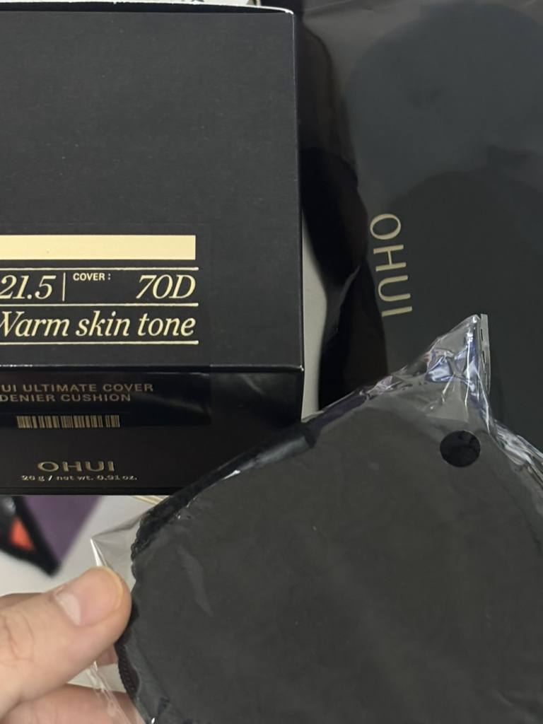 오휘 (OHUI) 얼티밋커버 데니어 쿠션 [SPF50+/PA+++] [70D 21.5호] review image
