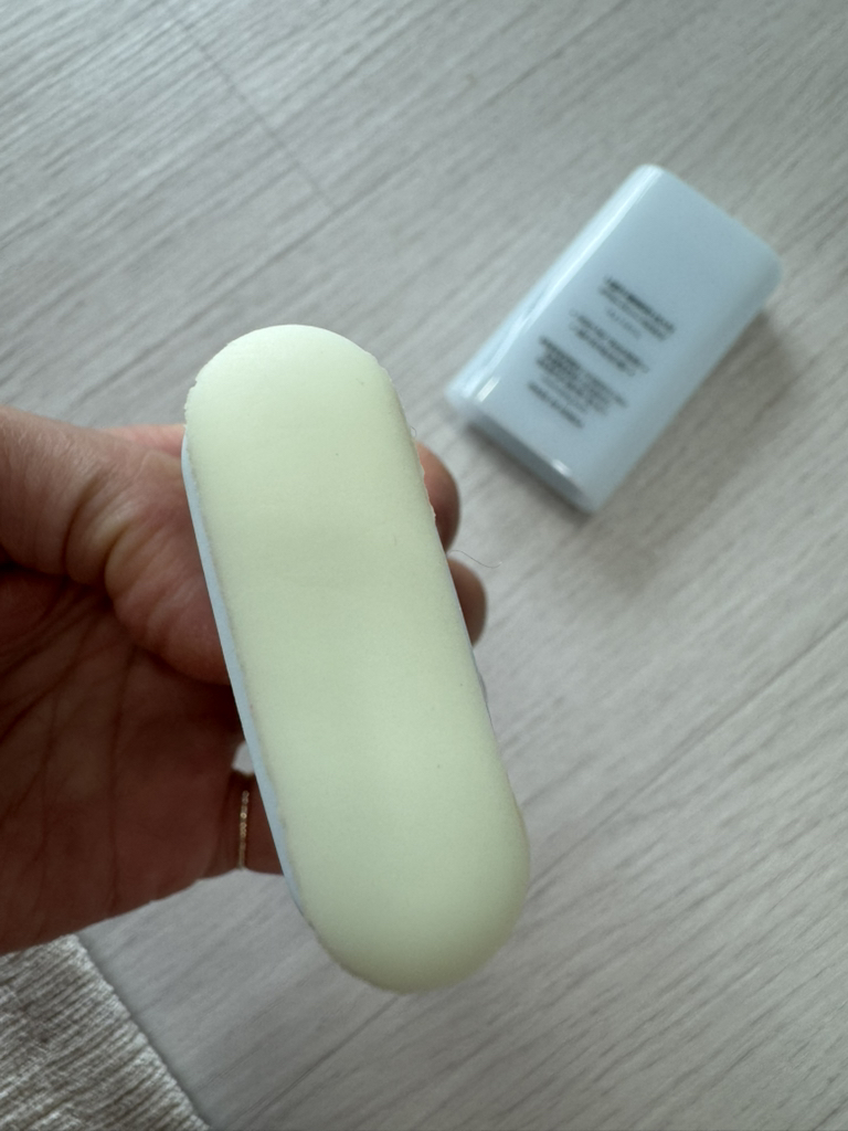 니얼지 (NEER'G) 에어터치 선스틱 [SPF50+/PA++++] review image