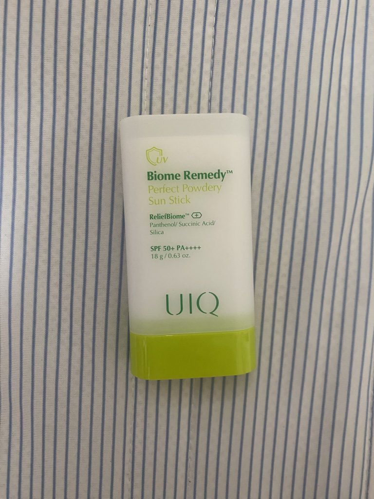 유이크 (UIQ) 바이옴 레미디 퍼펙트 보송 선스틱 [SPF50+/PA++++] review image