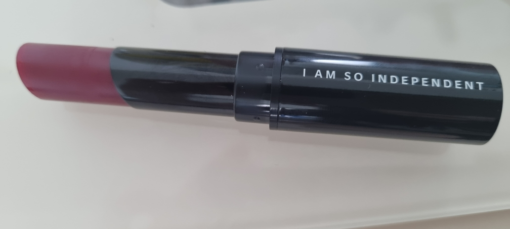 ISOI (伊所爱) 唇部护理膏 [纯红] common.review image
