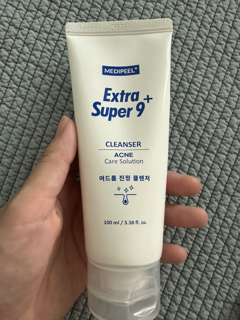 洗顔料 EXTRA CLEANSING FOAM メディピール エクストラスーパー9プラスアクネクレンジングフォーム
