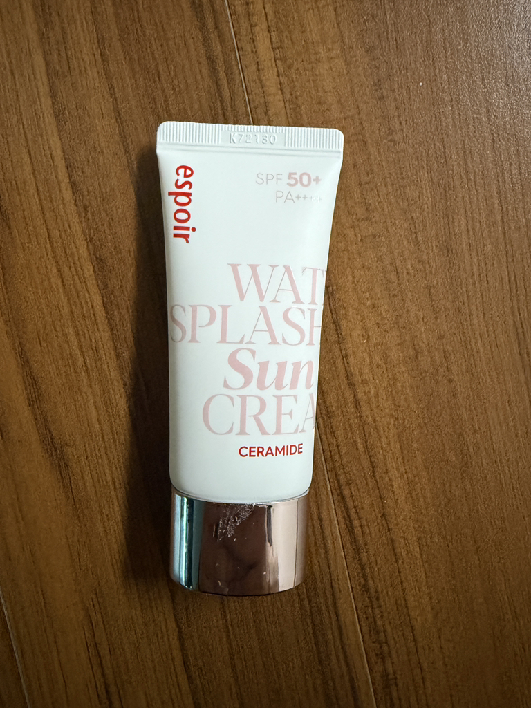 水溅防晒霜 [SPF50+/PA++++] [神经酰胺]的真实用户使用照片