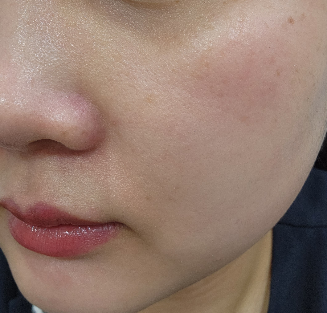 防晒霜 [SPF50+/PA++++] [激光UV]的真实用户使用照片