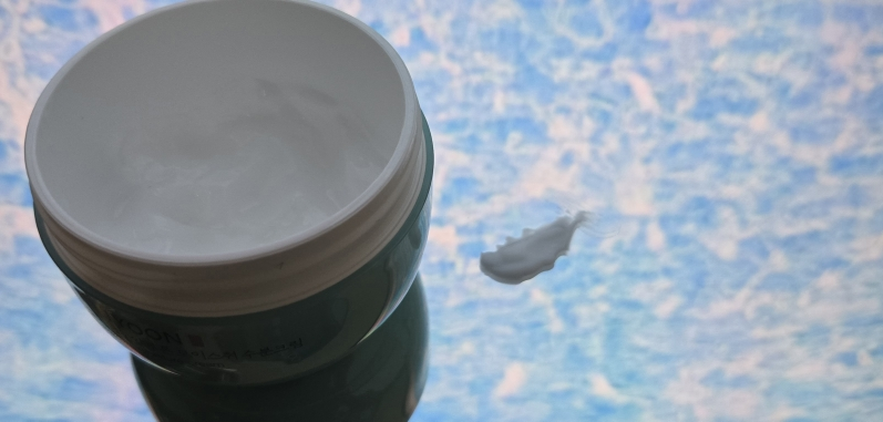 玻尿酸保湿水润霜的真实用户使用照片