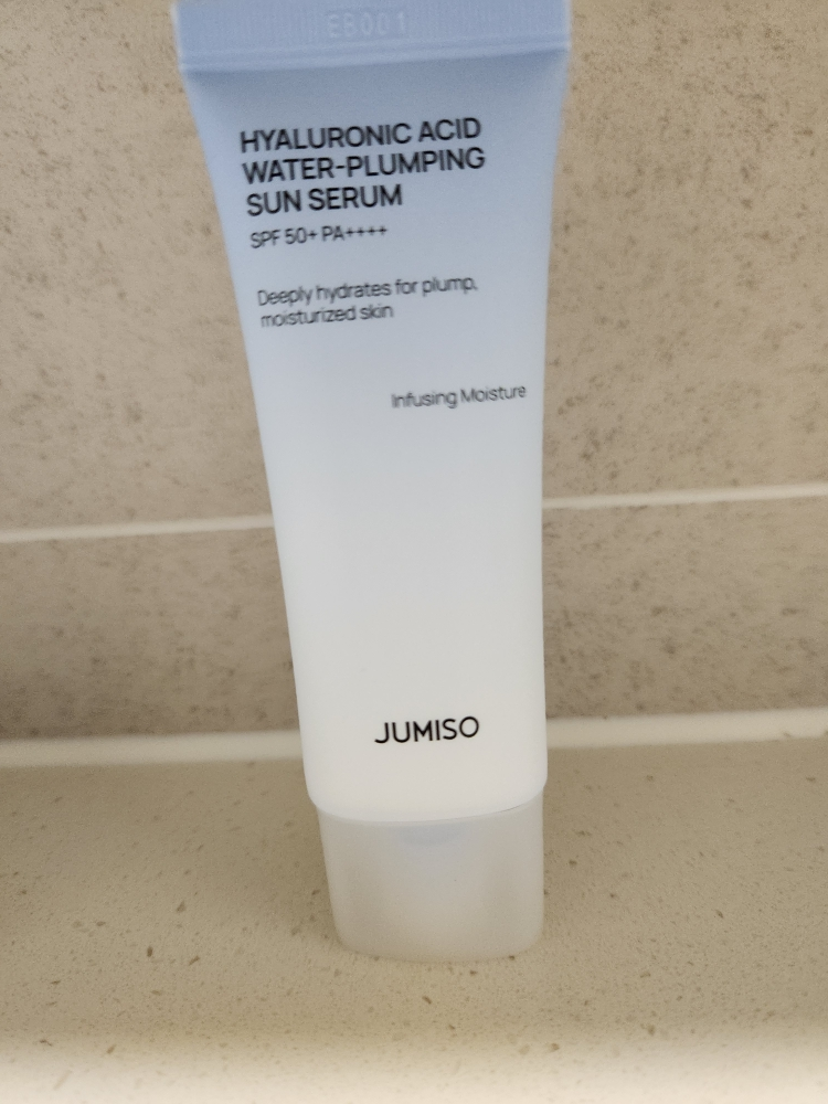 주미소 (JUMISO) 히알루론산 워터 플럼핑 수분 선 세럼 [SPF50+/PA++++] review image