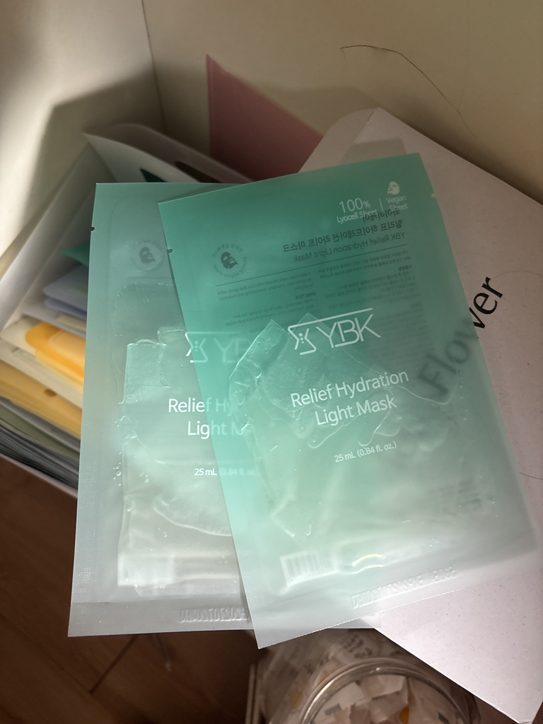 YBK 舒缓保湿轻质面膜 common.review image