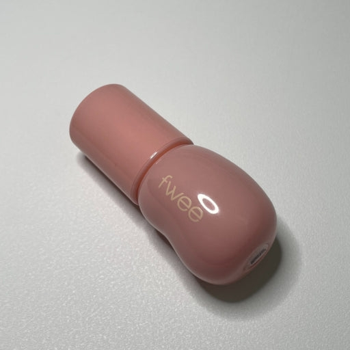퓌 (fwee) 3D 볼류밍 글로스 [B01 바닐라70%] review image