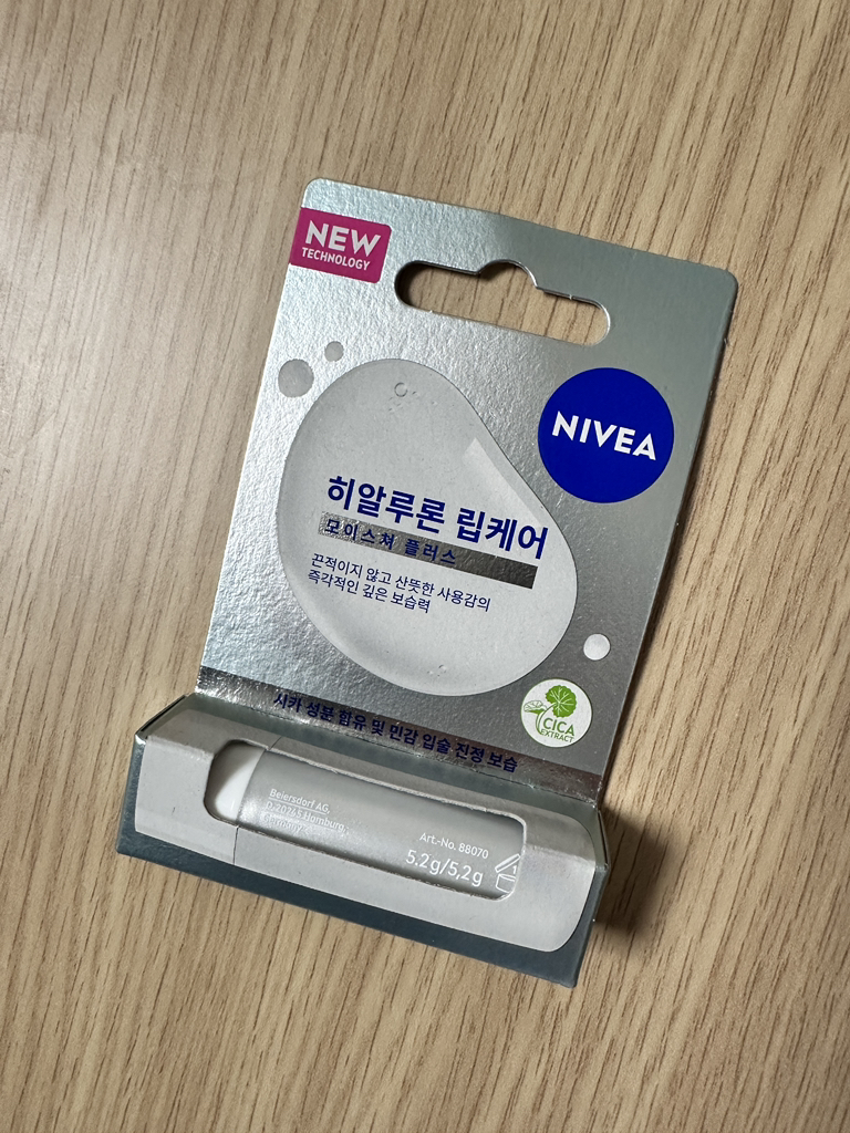 니베아 (NIVEA) 립케어 [히알루론모이스쳐플러스] review image