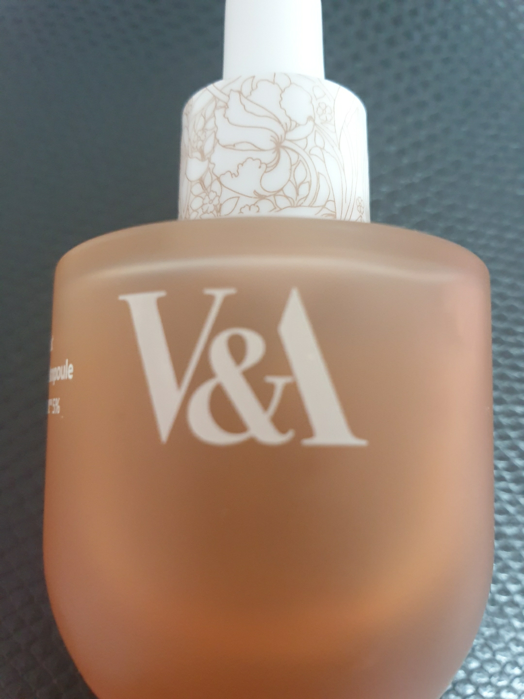 V&A (브이앤에이) 안티옥시던트 래디언스 앰플 review image