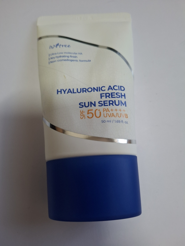 透明质酸清新防晒精华液 [SPF50+/PA++++]的真实用户使用照片