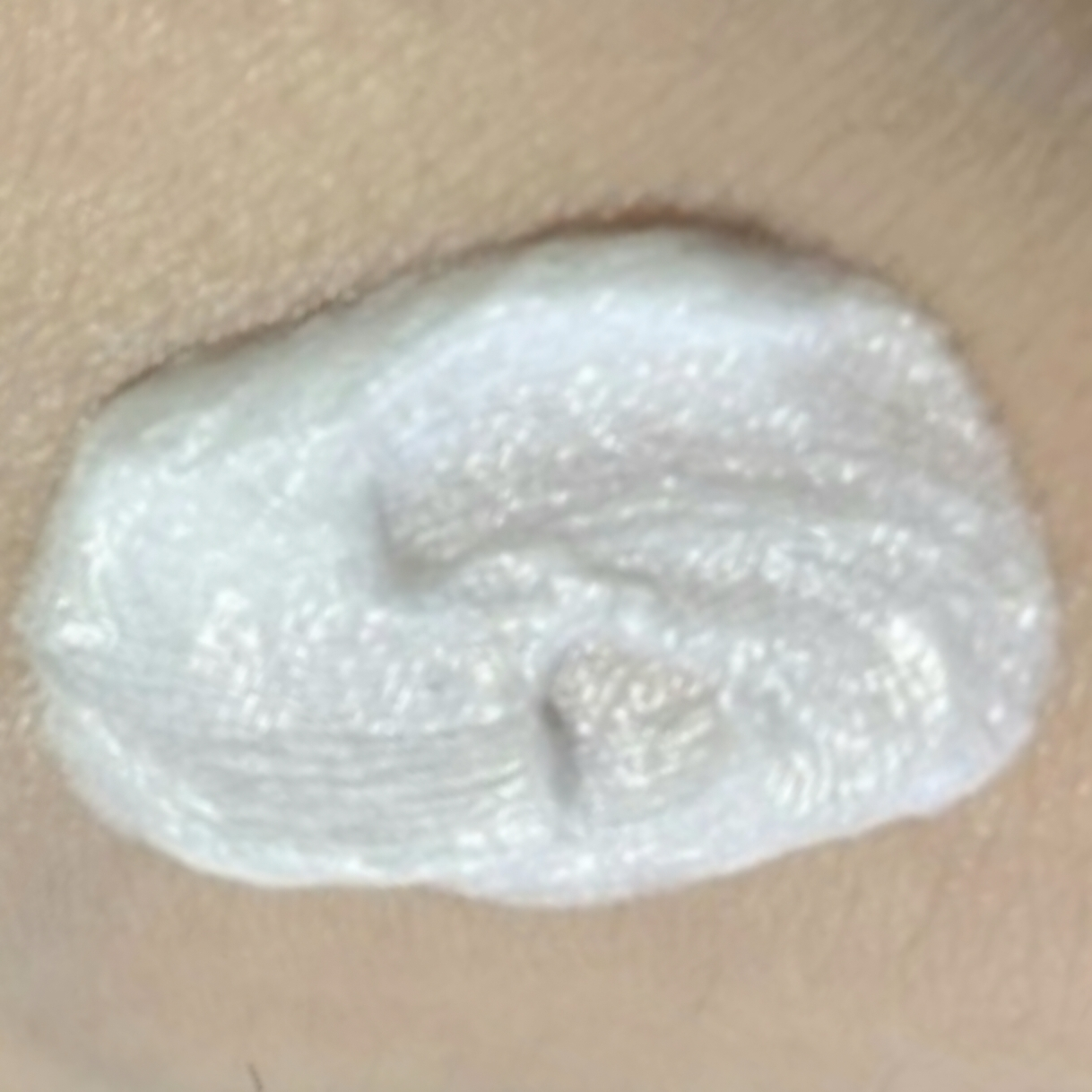 红色乳酸胶原蛋白清洁泡沫洁面乳2.0的真实用户使用照片