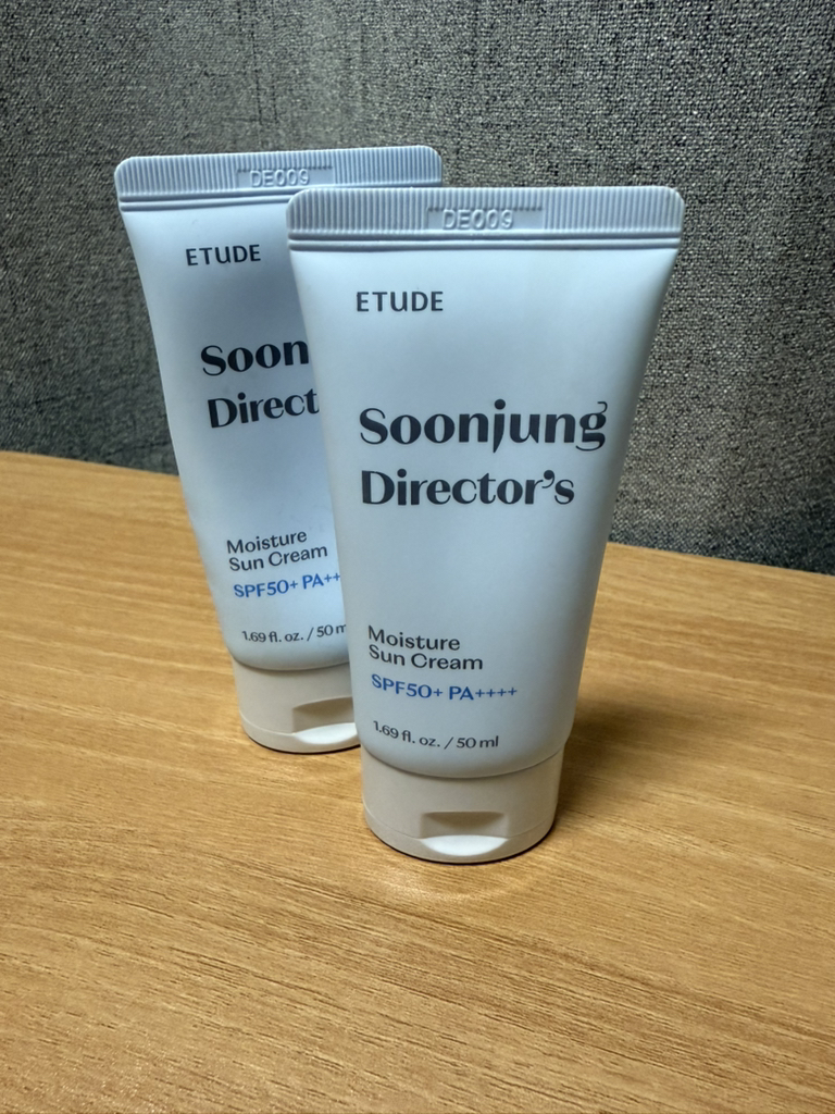 纯净导演保湿防晒霜 [SPF50+/PA++++]的真实用户使用照片