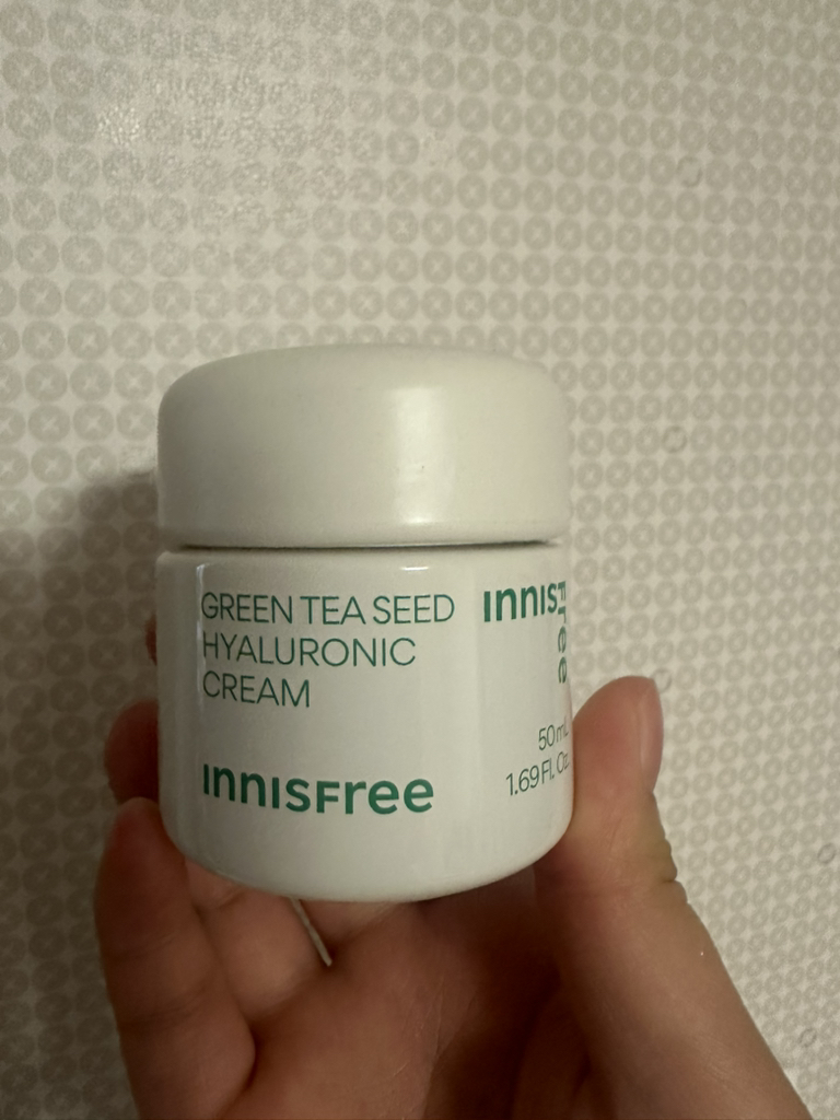 이니스프리 (INNISFREE) 그린티 히알루론산 수분크림 review image
