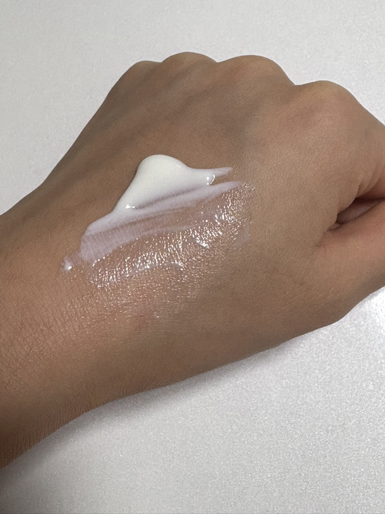 뉴베리프 (NEUVELIF) 백합 리커버리 선크림  [SPF50+/PA++++] review image