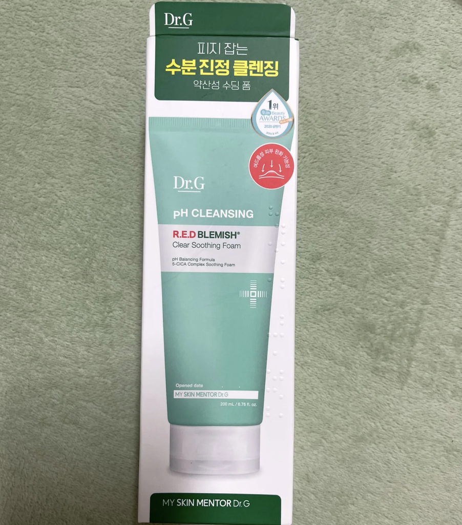 弱酸性红色痘痘清洁舒缓泡沫的真实用户使用照片