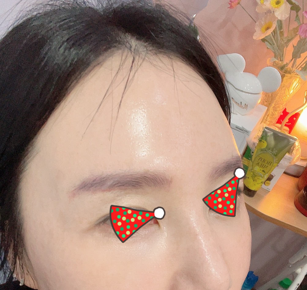 에이지투웨니스 (AGE20's) 글래스 스킨 에센스 팩트 [SPF50+/PA++++] [21호] [글로우] review image