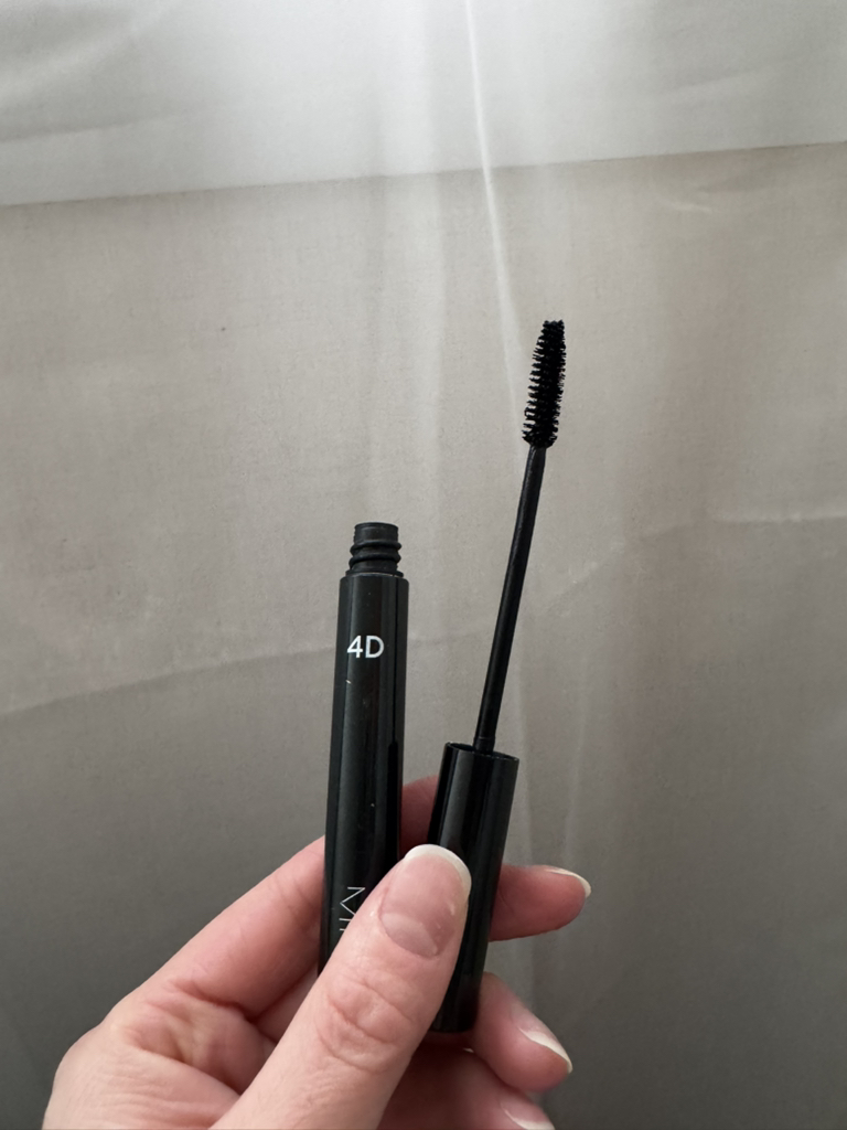 미샤 (MISSHA) 4D 마스카라 review image