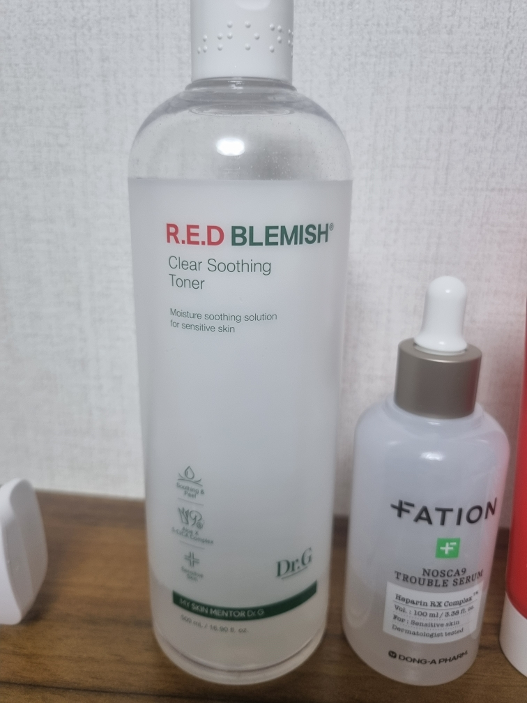 红色痘印清洁舒缓爽肤水的真实用户使用照片