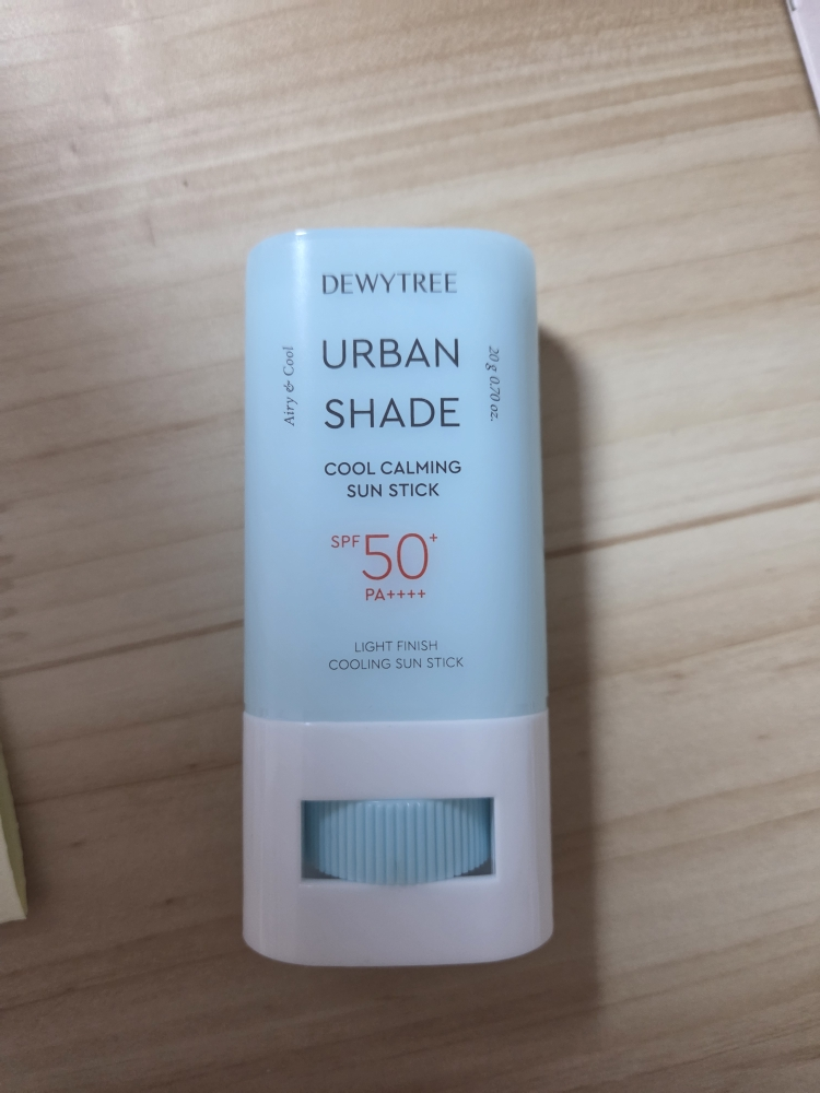 冰感镇定防晒棒 [SPF50+/PA++++]的真实用户使用照片