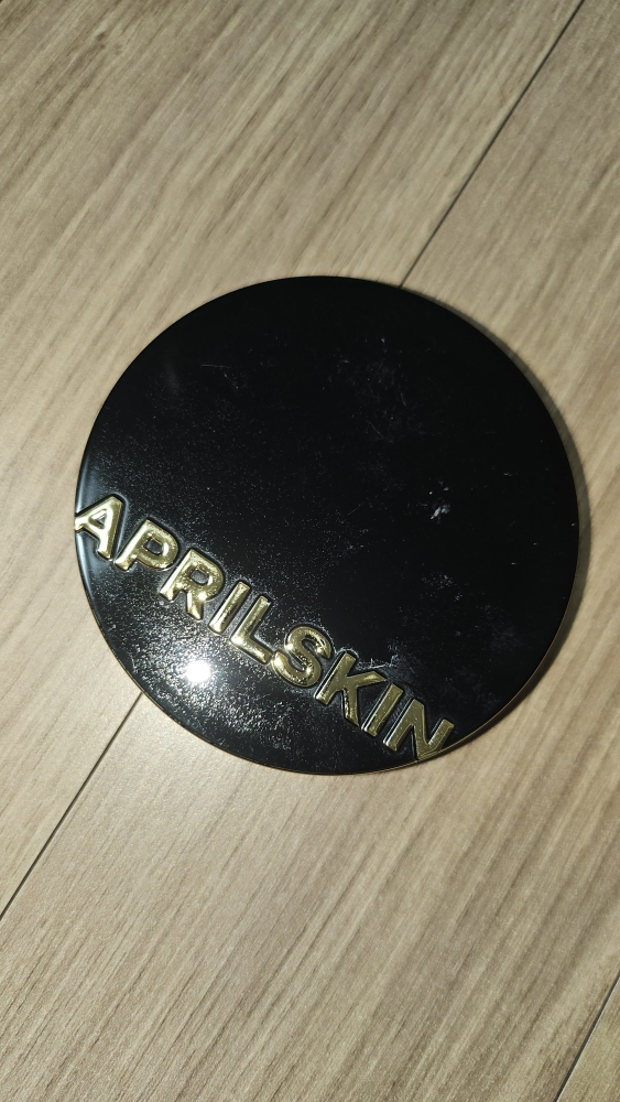 APRILSKIN 魔法雪霜粉底3.0 [SPF50+/PA+++] [21号浅米色] common.review image