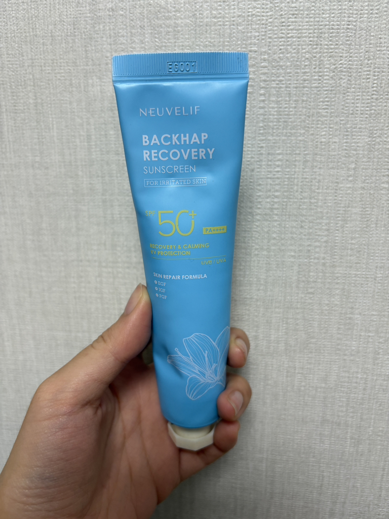 뉴베리프 (NEUVELIF) 백합 리커버리 선크림  [SPF50+/PA++++] review image