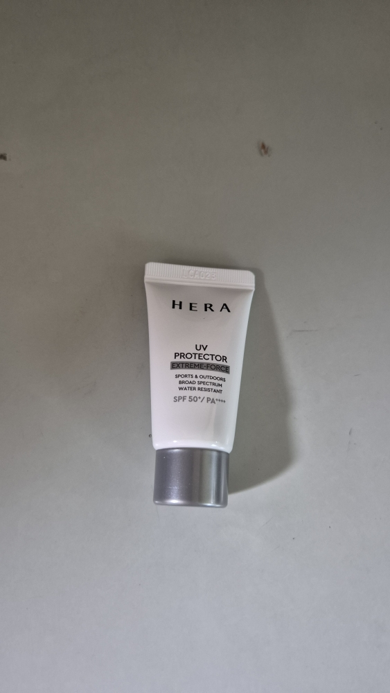 헤라 (HERA) UV프로텍터 익스트림포스 레포츠 [SPF50+/PA++++] review image