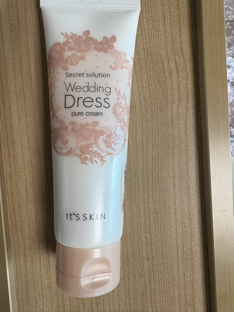 잇츠스킨 (IT'SSKIN) 시크릿 솔루션 웨딩 드레스 퓨어 크림 review image