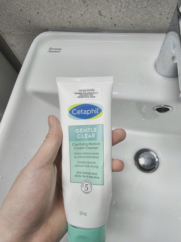 세타필 (Cetaphil) 젠틀클리어 약산성 살리실산 여드름기능성 폼클렌징 review image