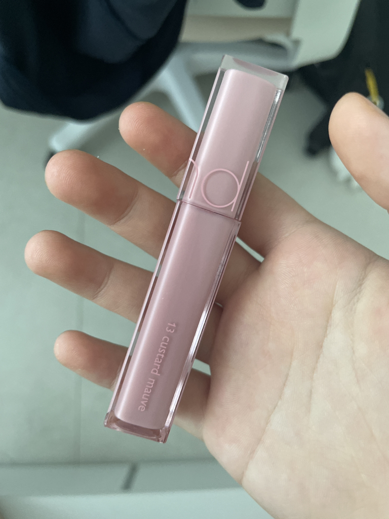 杜威水润唇彩 [13 奶油粉]的真实用户使用照片