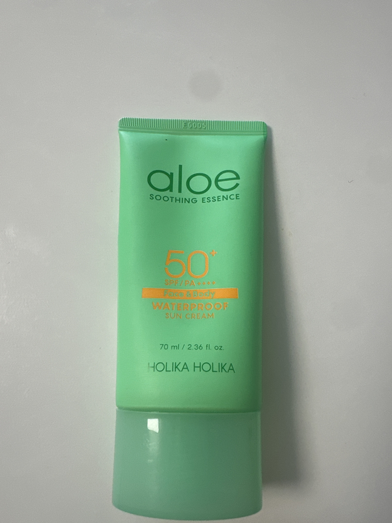 HOLIKAHOLIKA 芦荟防水防晒霜 [SPF50+/PA++++] common.review image